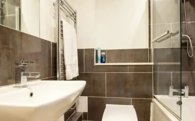 Captivating 1-bed Apartment in Southampton