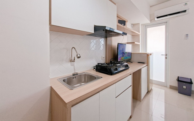 Good Location Studio Near Cisauk Station At Cisauk Point Apartment