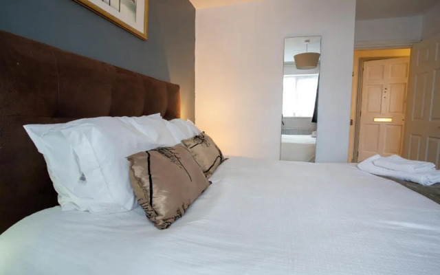 Denecroft apartments