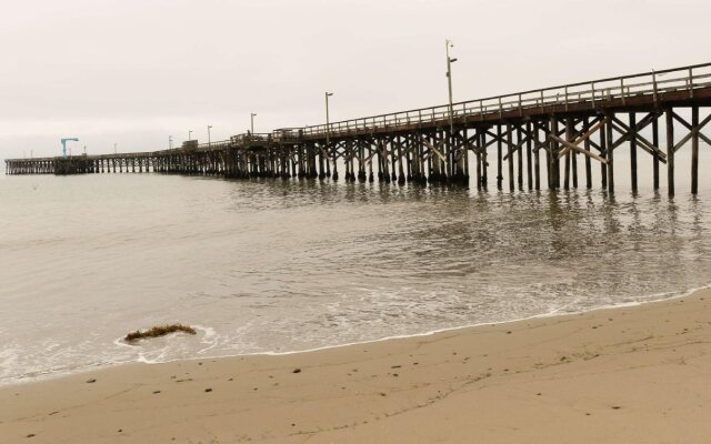 Best Western Plus South Coast Inn