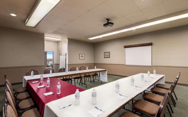 Travelodge by Wyndham Swift Current
