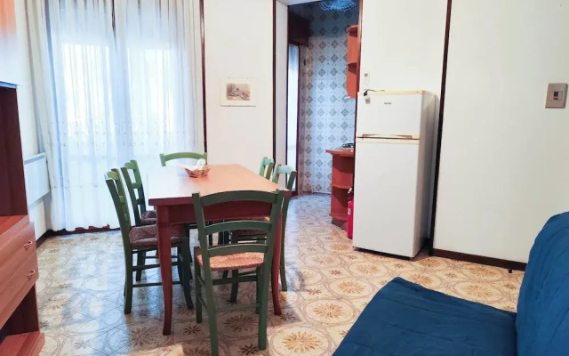 Comfortable Apartment Near the Beach