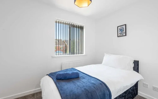 Homely 3 bed House Near Birmingham City Centre