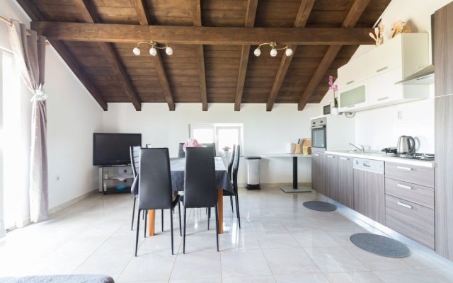 Comfortable apartment Tia in Privlaka