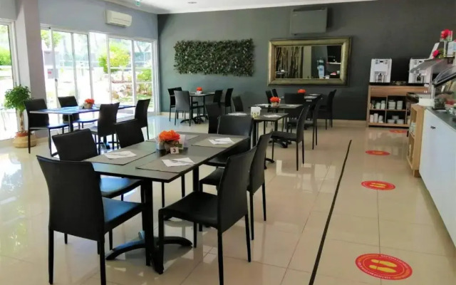 The Navigator – Olympus