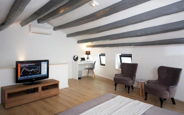 Panorama Antonia Two-bedroom Apartment