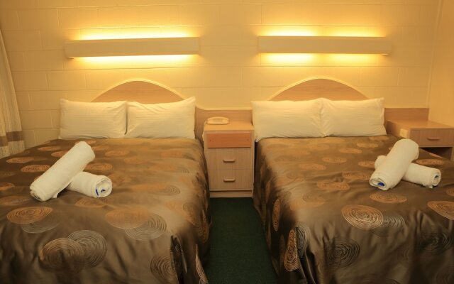 Econo Lodge Absolute Lake Entrance