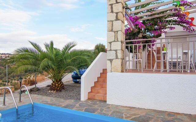 Spacious Villa in Arkadi with Swimming Pool near Sea