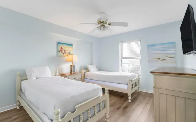 Boardwalk 387