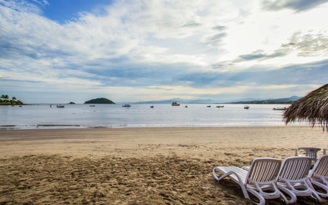 Decameron Los Cocos Guayabitos, Ramada All-Inclusive Resort