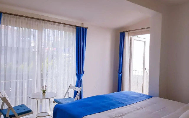 Alaçatı Otel Rebetiko