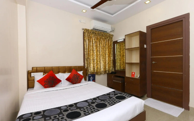 Oyo 40876 Sri Kamadhenu Residency