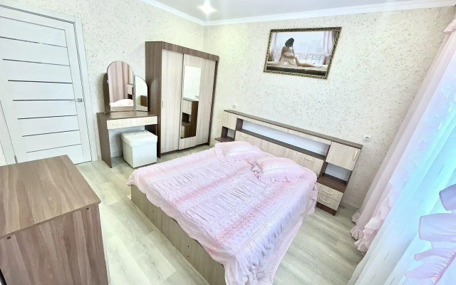 Apartments on Gazovikov street 73k3
