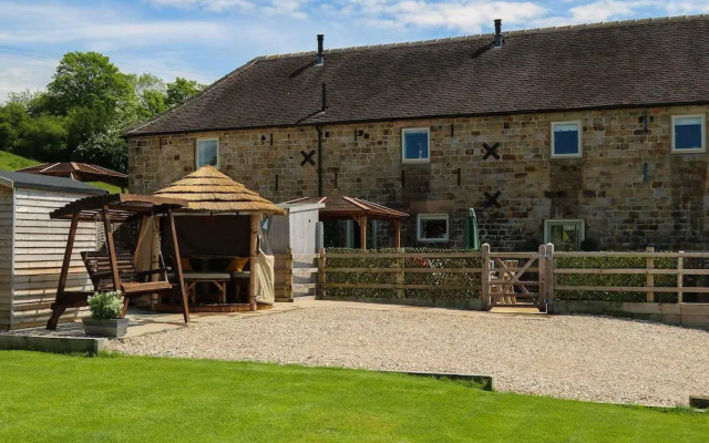 Pastures Barn