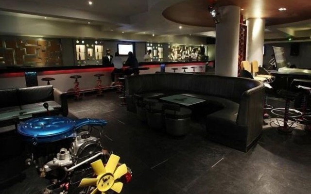 Hotel Green Park Hyderabad