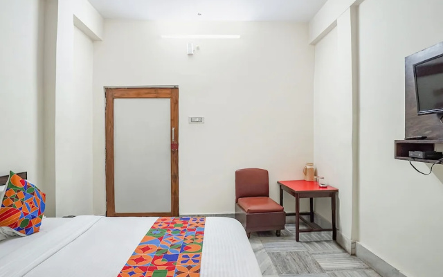 New Shanti Hotel by OYO Rooms