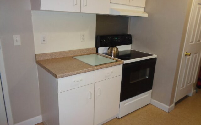 Riverview Suites Apartments