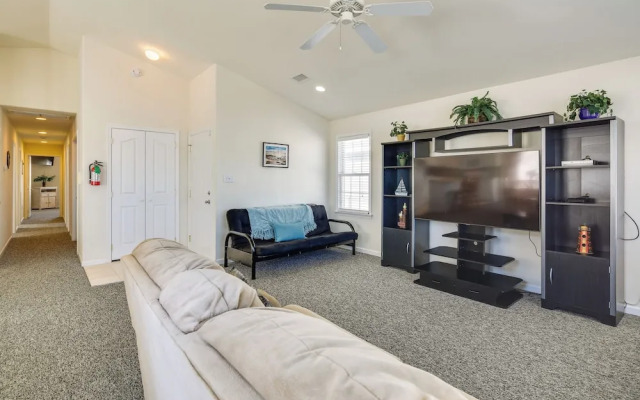 Half-mi to Wildwood Boardwalk: Family-friendly Apt