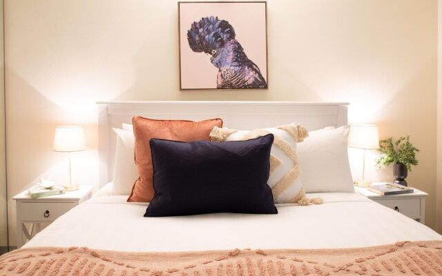 Stylish port Melbourne Pad - Rejuvenate
