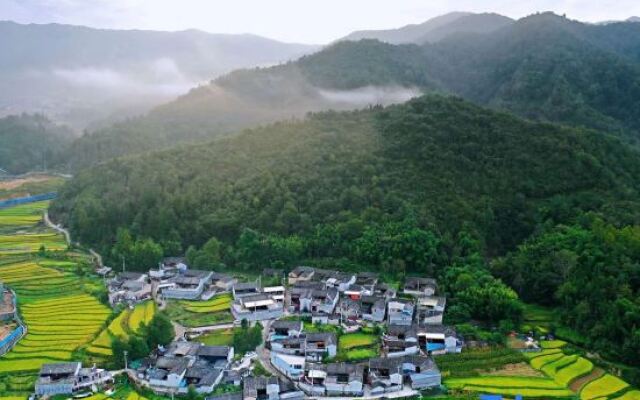 Tengchong Floating Residential Site · Hot Spring Hotel Apartment