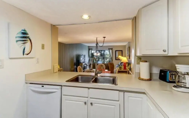 2072 Beachwood Villa