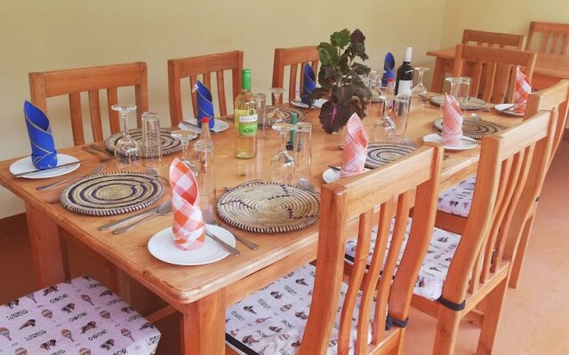 Irungu Forest Safari Lodge
