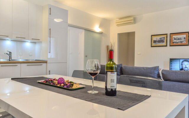 Tri Lava Luxury Living