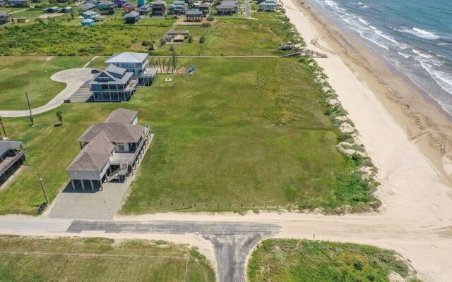 Sandy Orchid Lodge by RedAwning