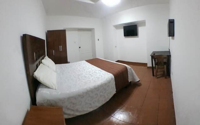 La Cabaña Hotel