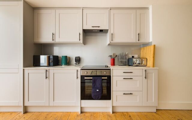 The Camberwell Secret - Alluring 3bdr House With Garden