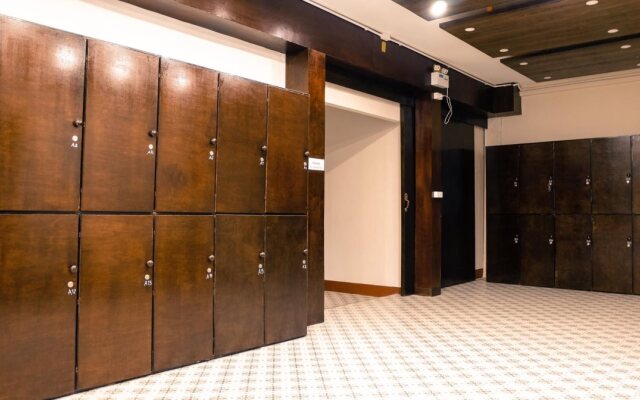 OYO 718 Grace Hostel