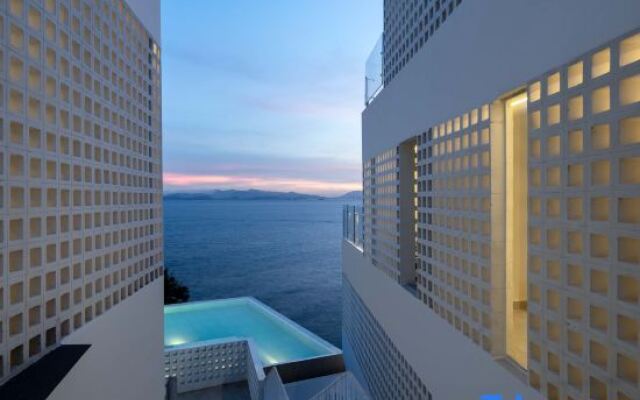 Secret Field · Shenzhen Kamakura Maze Reef Sea View Hotel