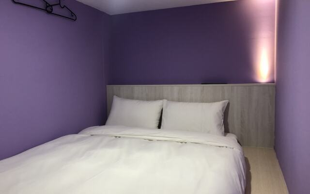 Owl Hostel