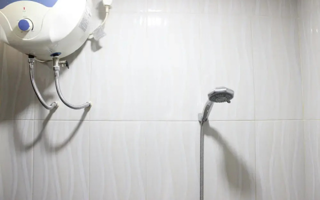 Minimalist Studio Gateway Ahmad Yani