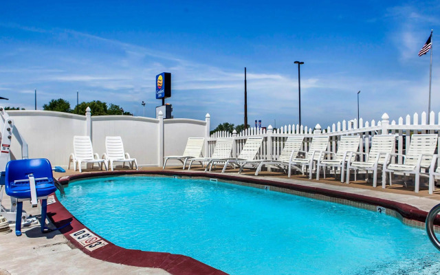 Quality Inn Arcola
