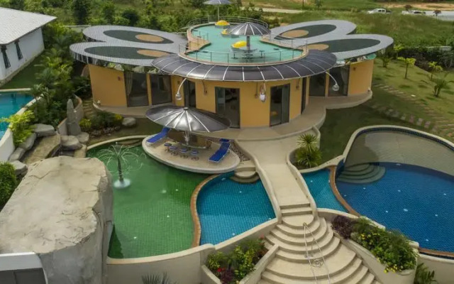 Villa Butterfly