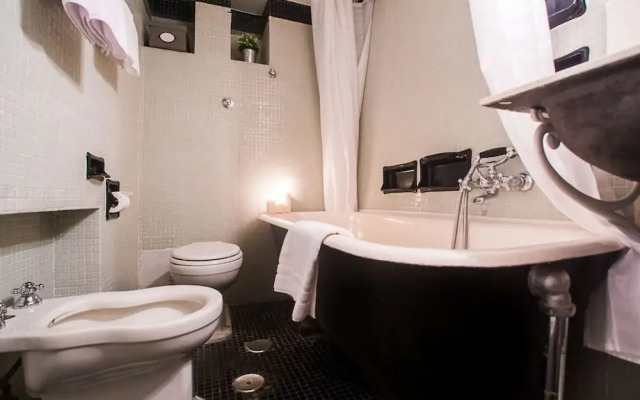 Elegant and Central Flat in a Great Area