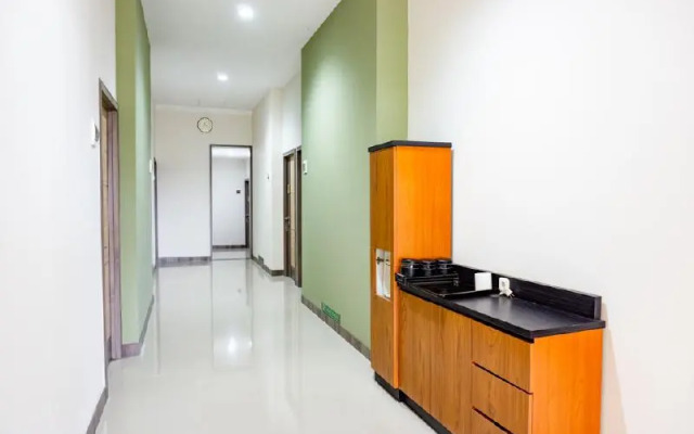 RedDoorz near Jogja City Mall 4