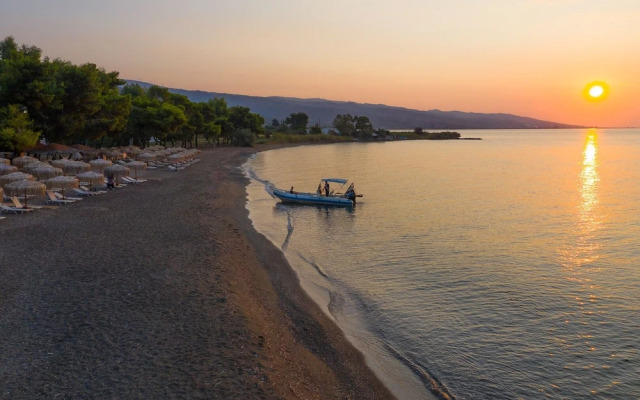 Makis Inn Resort