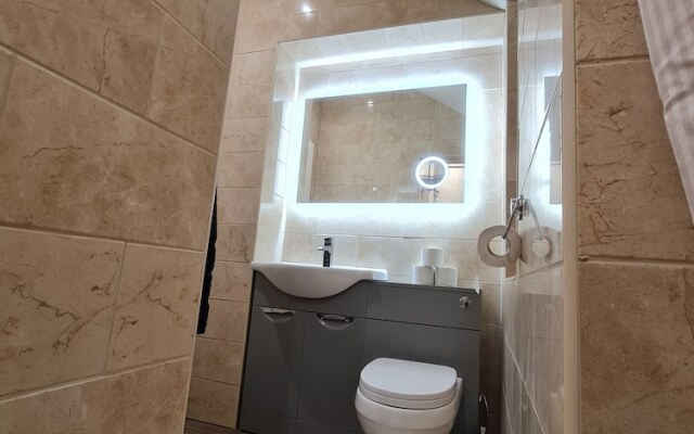 4Br Stunning Sea View Escape-near Snowdonia & Coastal Trails