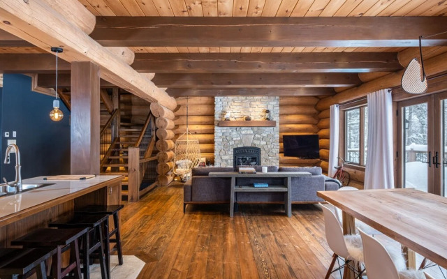 L Imprévu by Tremblant Platinum