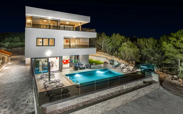 Villa Shaula