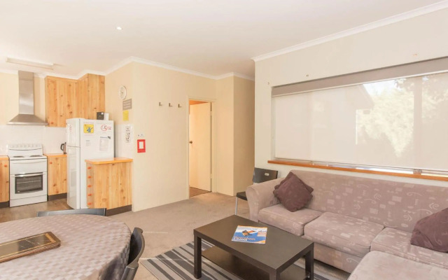 Charvel 1 35 Gippsland Street