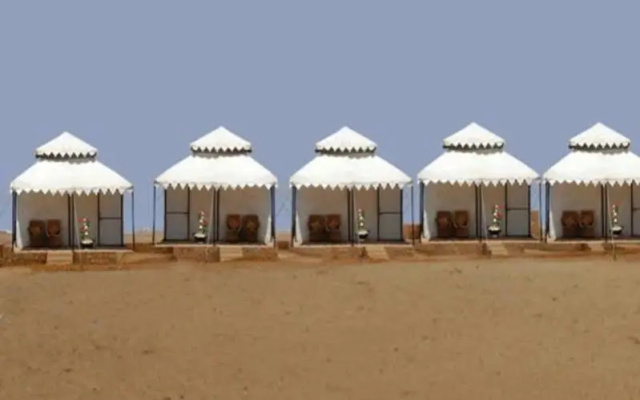 Lakhamana Desert Camp Hotel