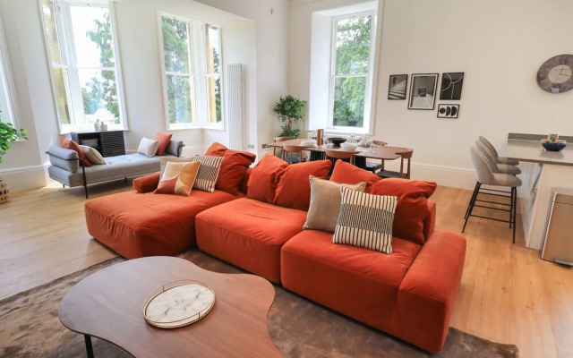 The Kathleen Suite Stone Cross Mansion