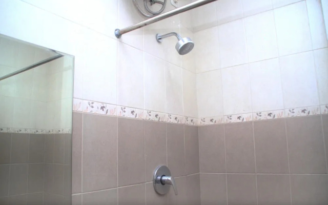 Zen Rooms Basic Gubeng Kertajaya