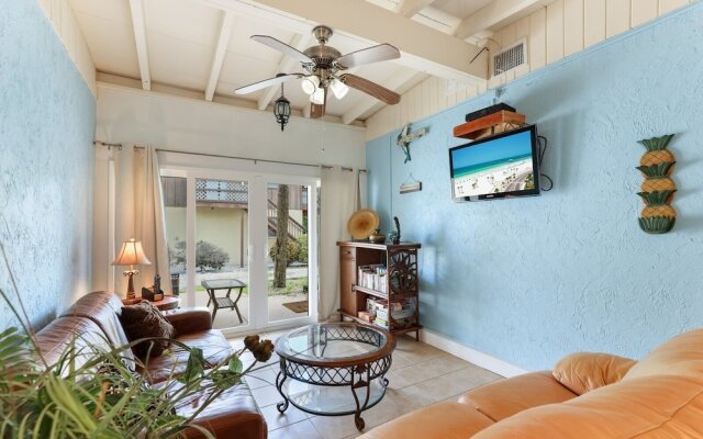 Island Gem A 2 Bedroom Villa by RedAwning