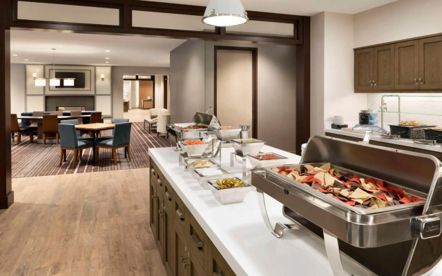 Homewood Suites by Hilton Chicago West Loop Fulton Mkt Area
