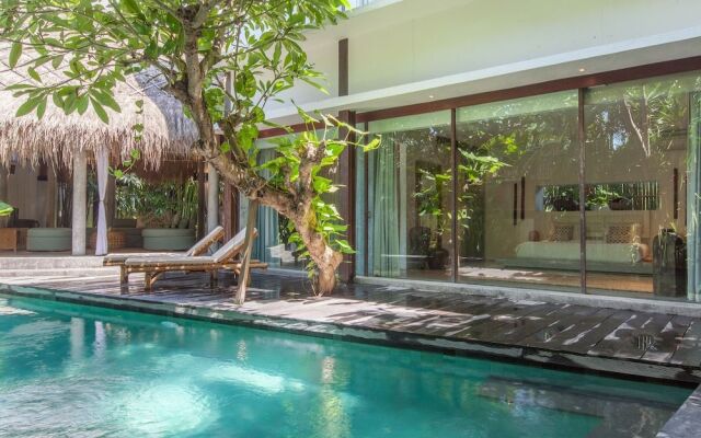 The Green Room Canggu - Hostel