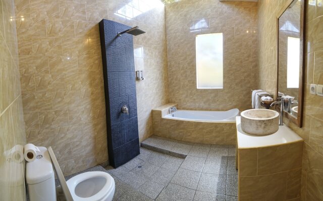 Griantika Sriwedari Villa